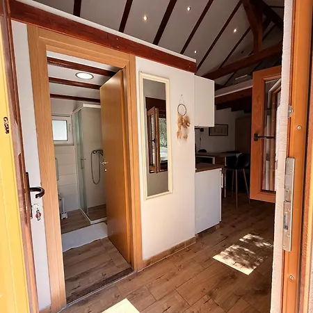 Tiny House M-m アパート *