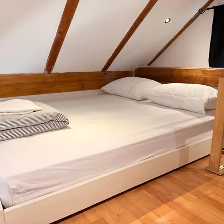 Tiny House M-m Apartment Zadar