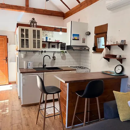 Tiny House M-m Apartment Zadar